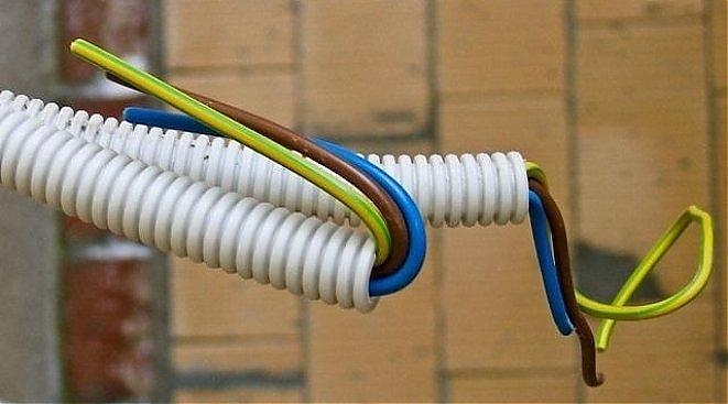 Затяжка кабеля